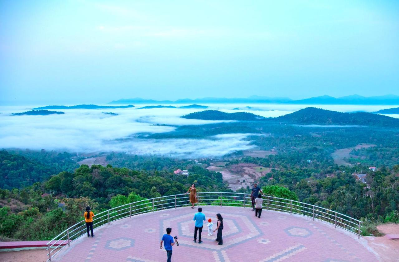 Hotel Shawrya The Grand Madikeri Extérieur photo