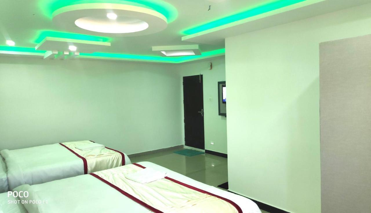Hotel Shawrya The Grand Madikeri Extérieur photo